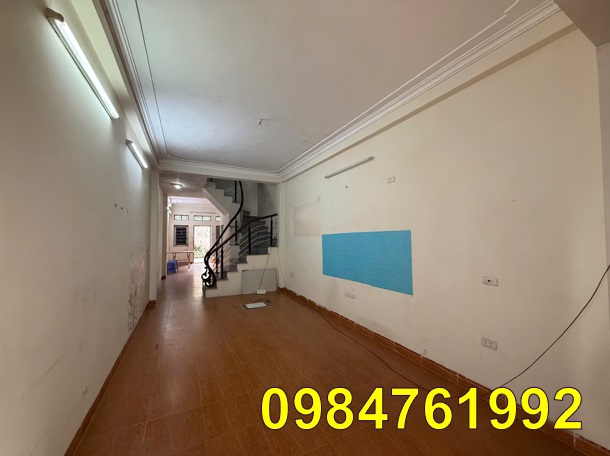 *chinh chu cho thue nha rieng tai so 62 ngo 261 phu dien, bac tu liem, ha noi .lh 0984761992