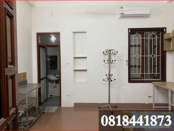 cho thue phong tro 25-35m2 ngo 1194 chua lang (lang thuong), ha noi; 0818441873
